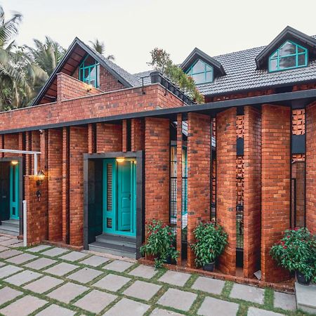 Tentgram Brickhouse Kozhikode Esterno foto