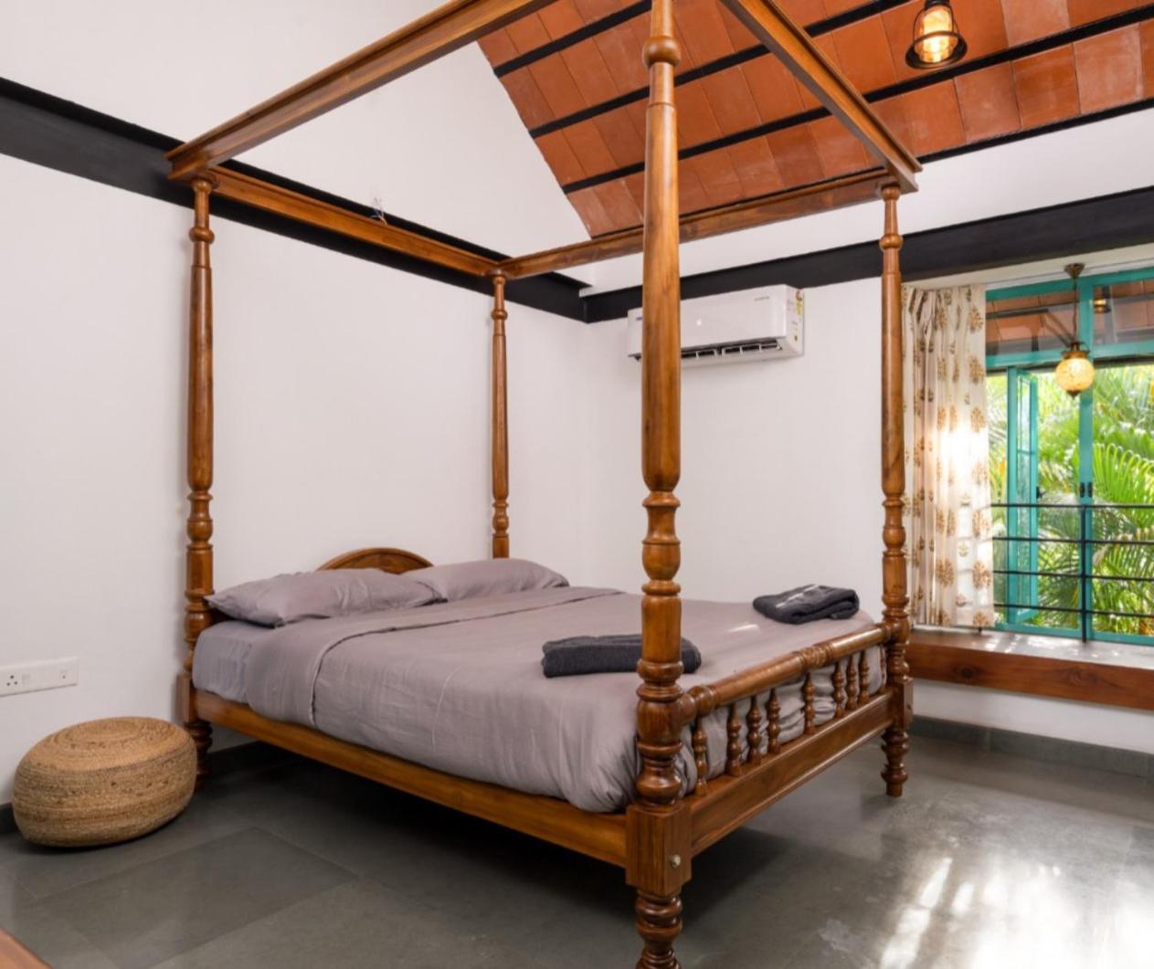 Tentgram Brickhouse Kozhikode Esterno foto