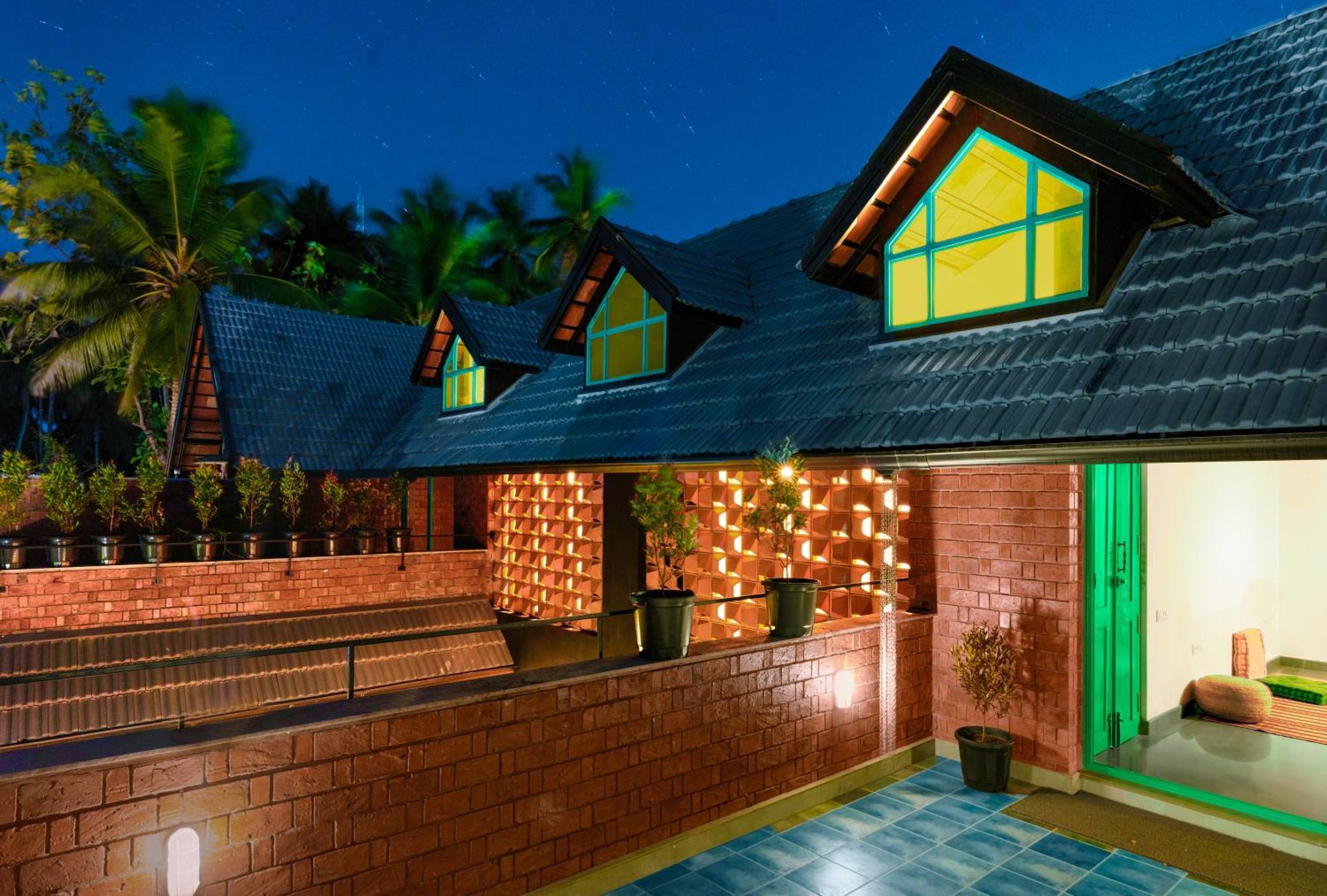 Tentgram Brickhouse Kozhikode Esterno foto